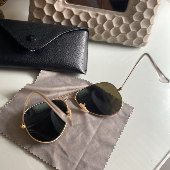 Sunglasses - Picture 7 of 7